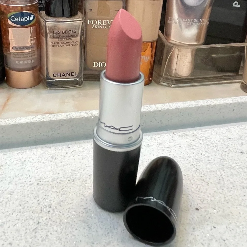 MAC Cosmetics vaulted mac